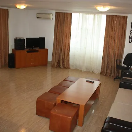 Apartament Complex Hera 아파트 *